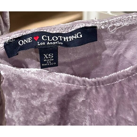 NWT One Clothing Crushed Velvet Cropped Tank - Picture 3 of 6